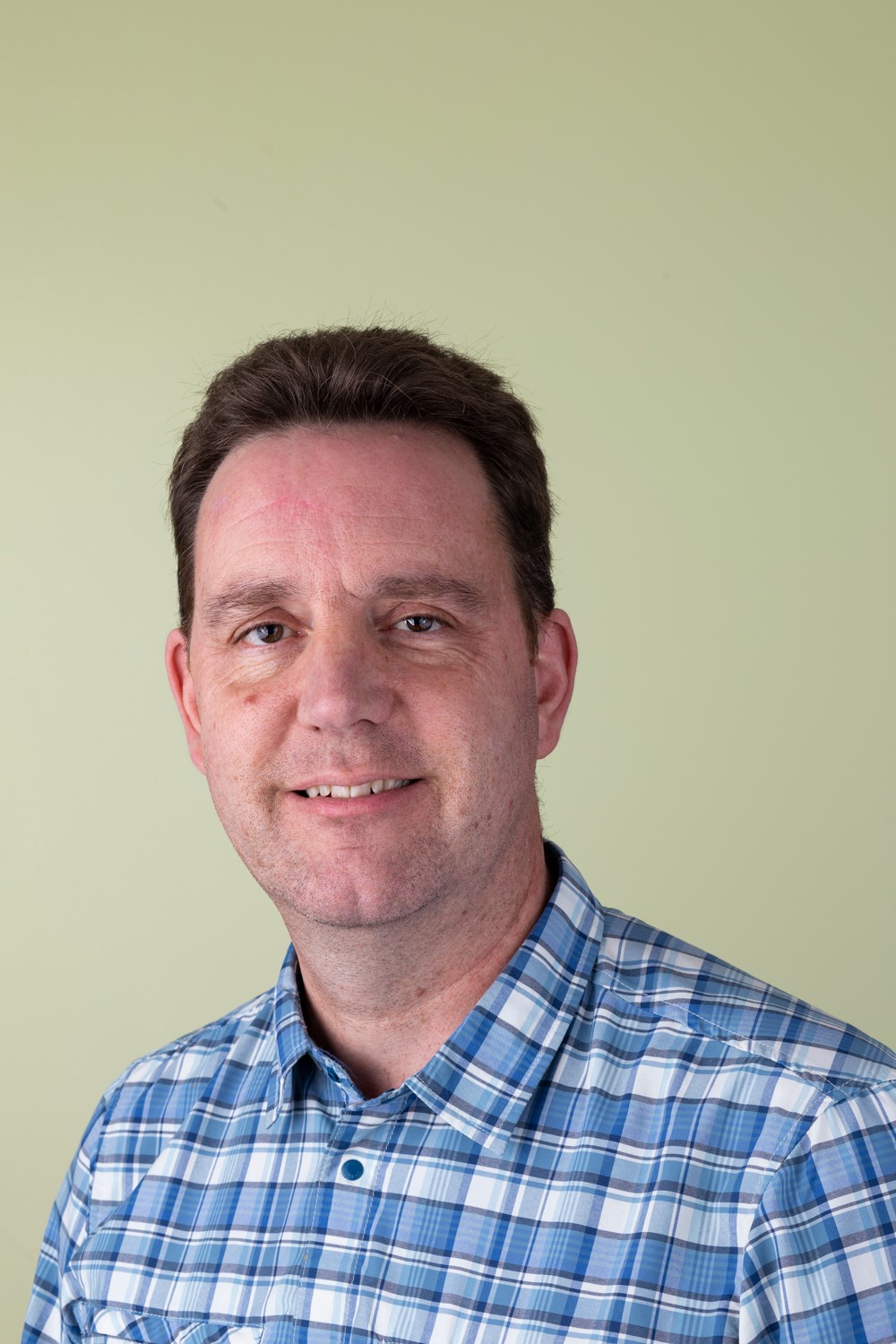 Philip Fowler<br />
Chair